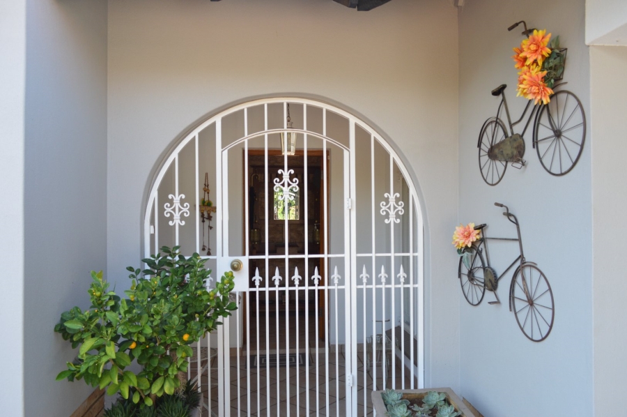 3 Bedroom Property for Sale in Wilkoppies North West